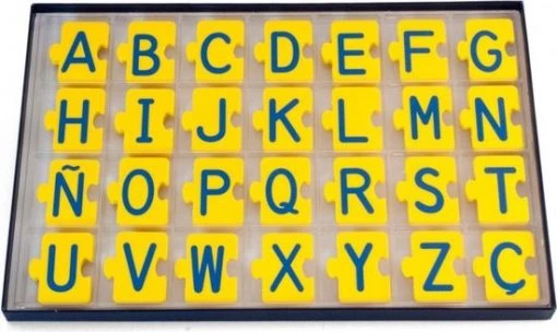 Miniland Leerpuzzel Abc-Alphabet Puzzle Geel/blauw 168 Stukjes -leerzame-spellen Winkel 550x328 5