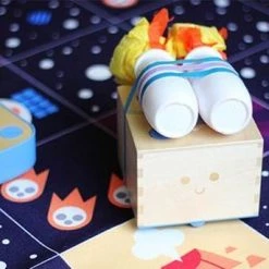 Primo Toys STEM Robotics Uitbreidingsset Cubetto STEM Coding Avontuurset In De Ruimte -leerzame-spellen Winkel 550x343 1